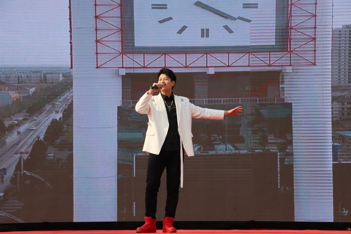 正在上传... 2c47e646d0fa7b9b5f2c26c626e46cbb.jpg