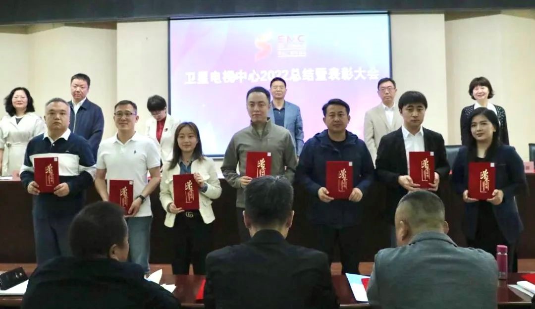 正在上传... f2813eda7bd0672127139b334604c774.jpg